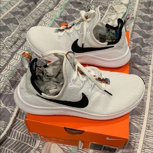 Women’s Nike free TR 8 Print